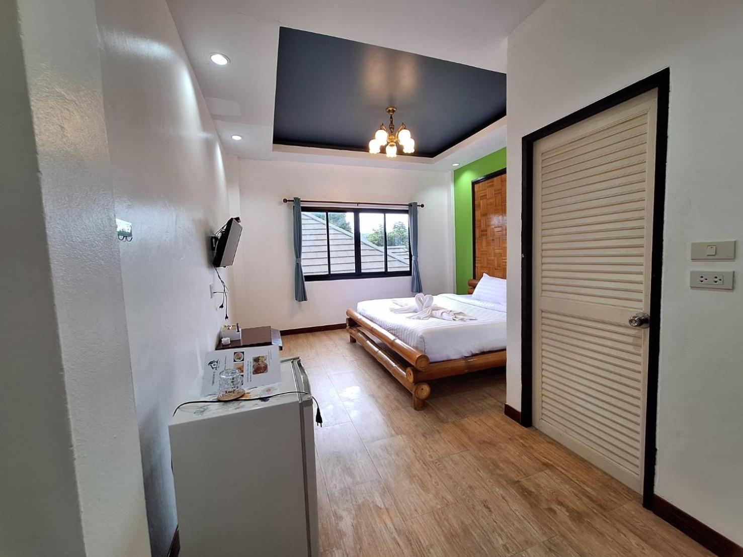 Kan Home Hotel Kanchanaburi City Exteriör bild