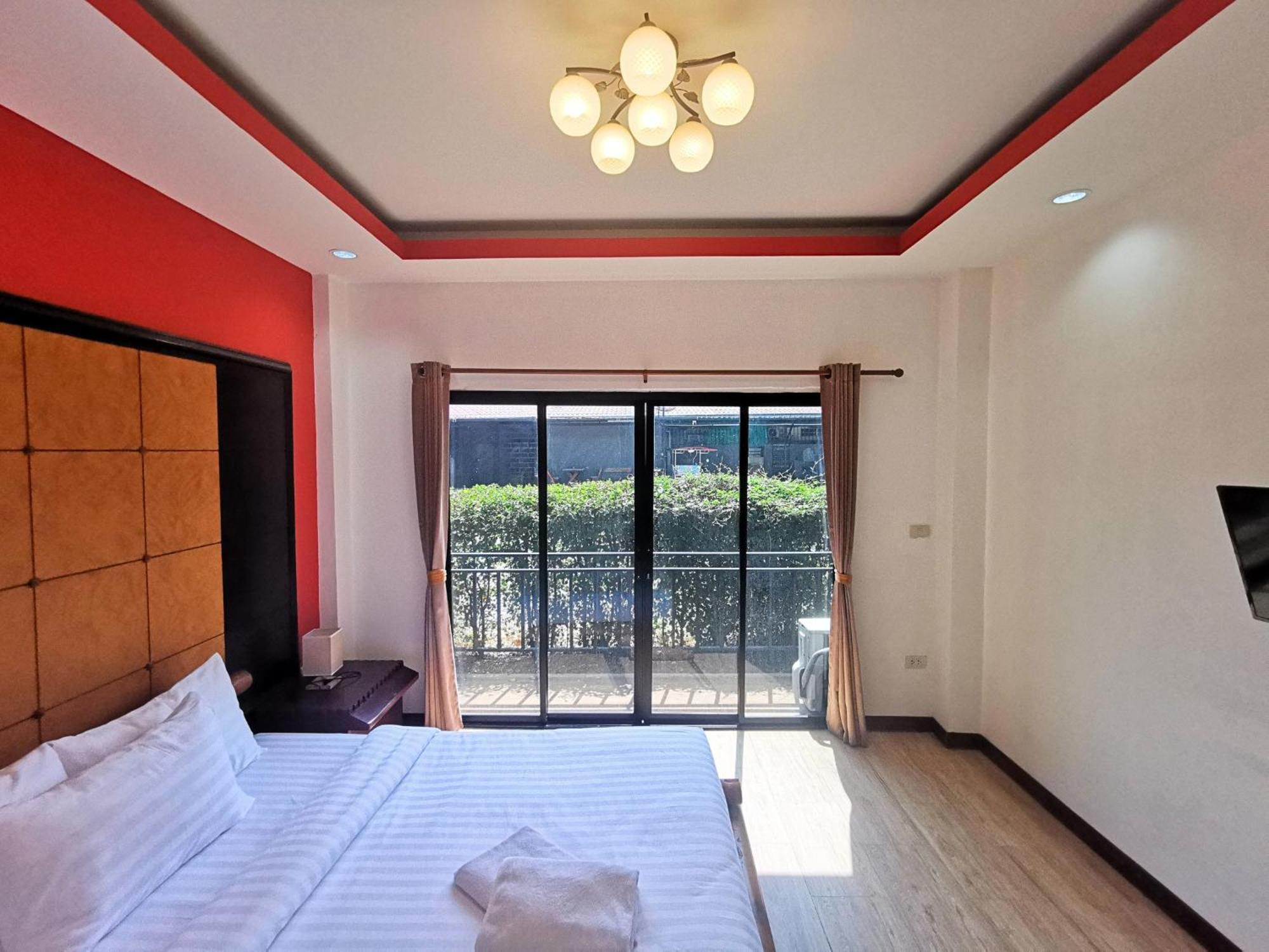 Kan Home Hotel Kanchanaburi City Exteriör bild