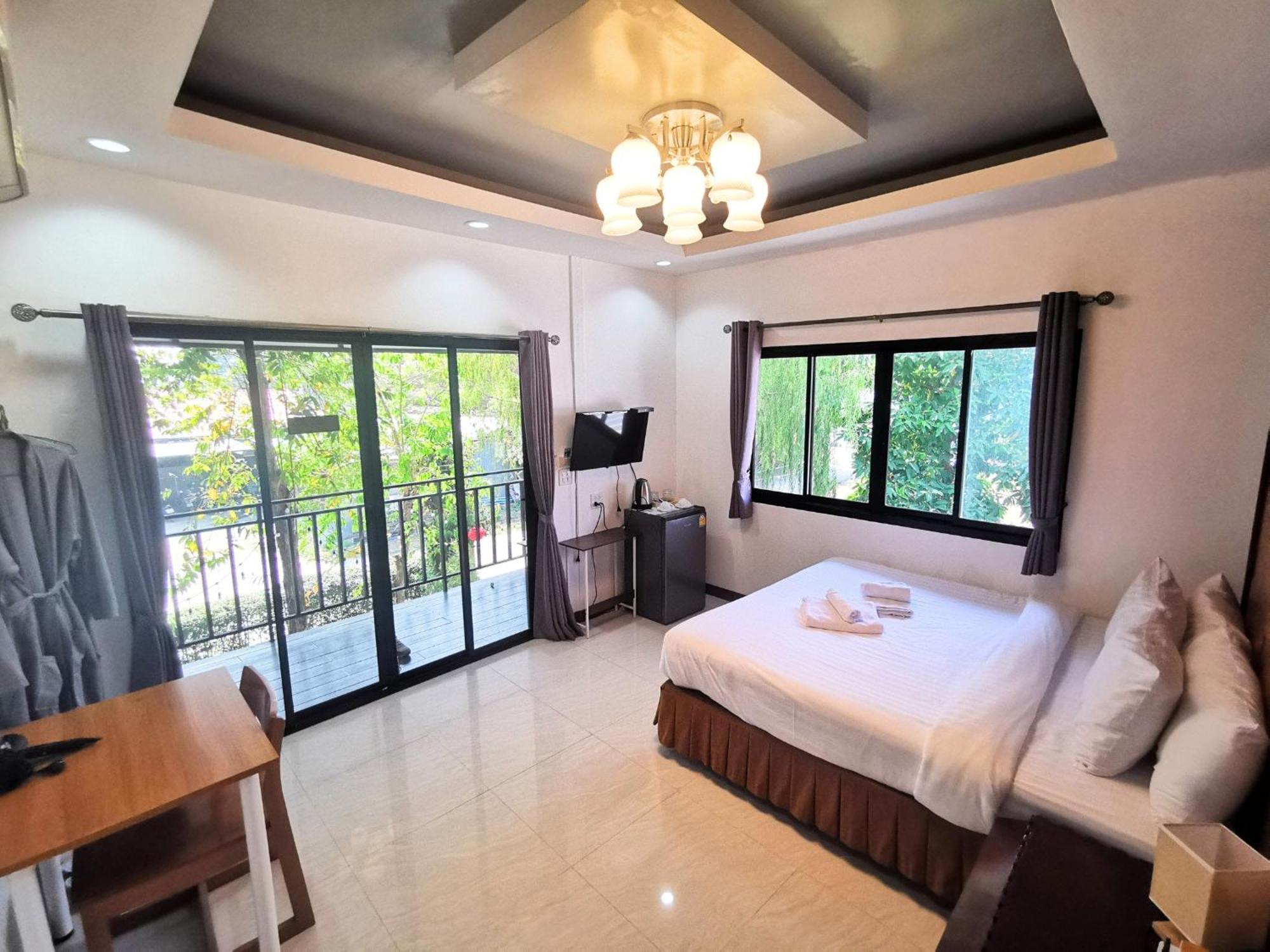 Kan Home Hotel Kanchanaburi City Exteriör bild