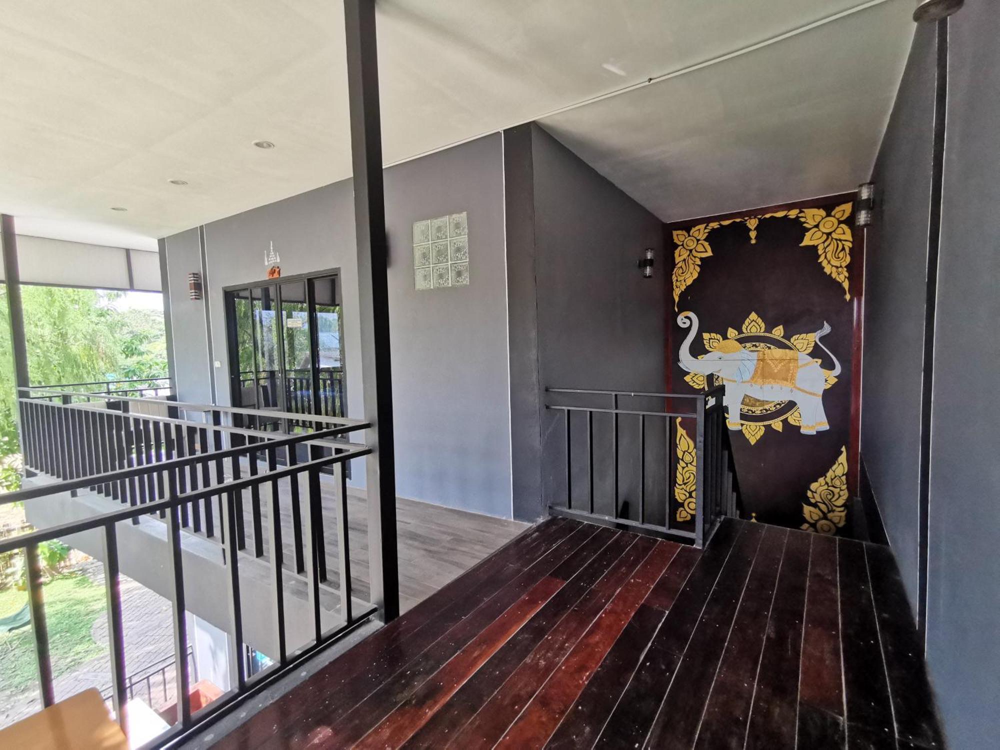 Kan Home Hotel Kanchanaburi City Exteriör bild