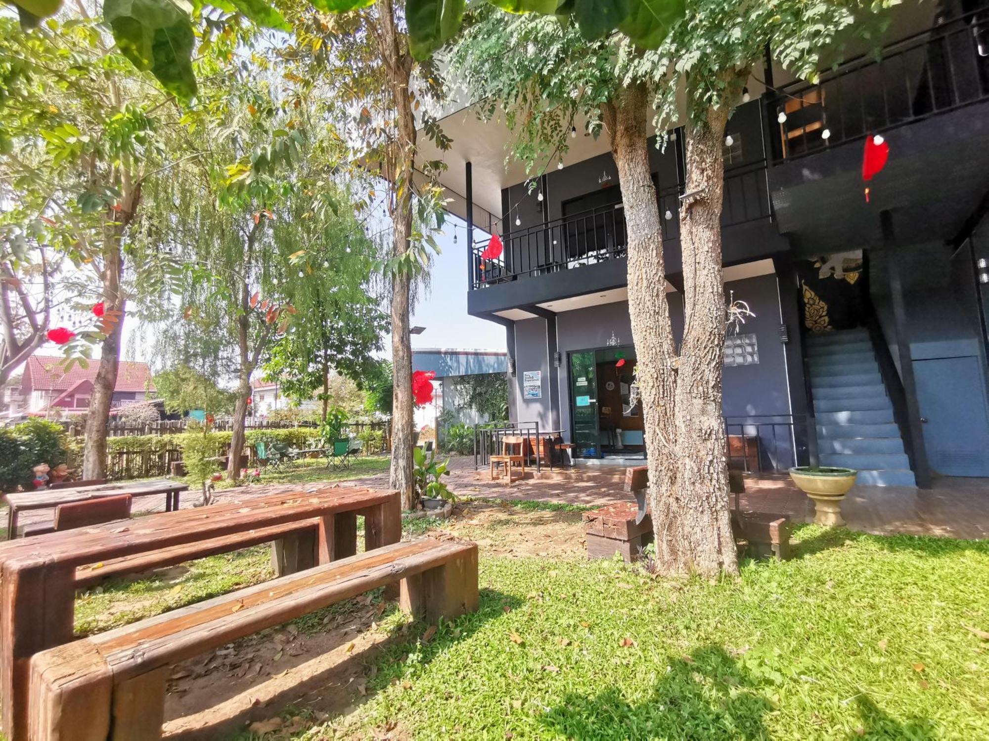 Kan Home Hotel Kanchanaburi City Exteriör bild
