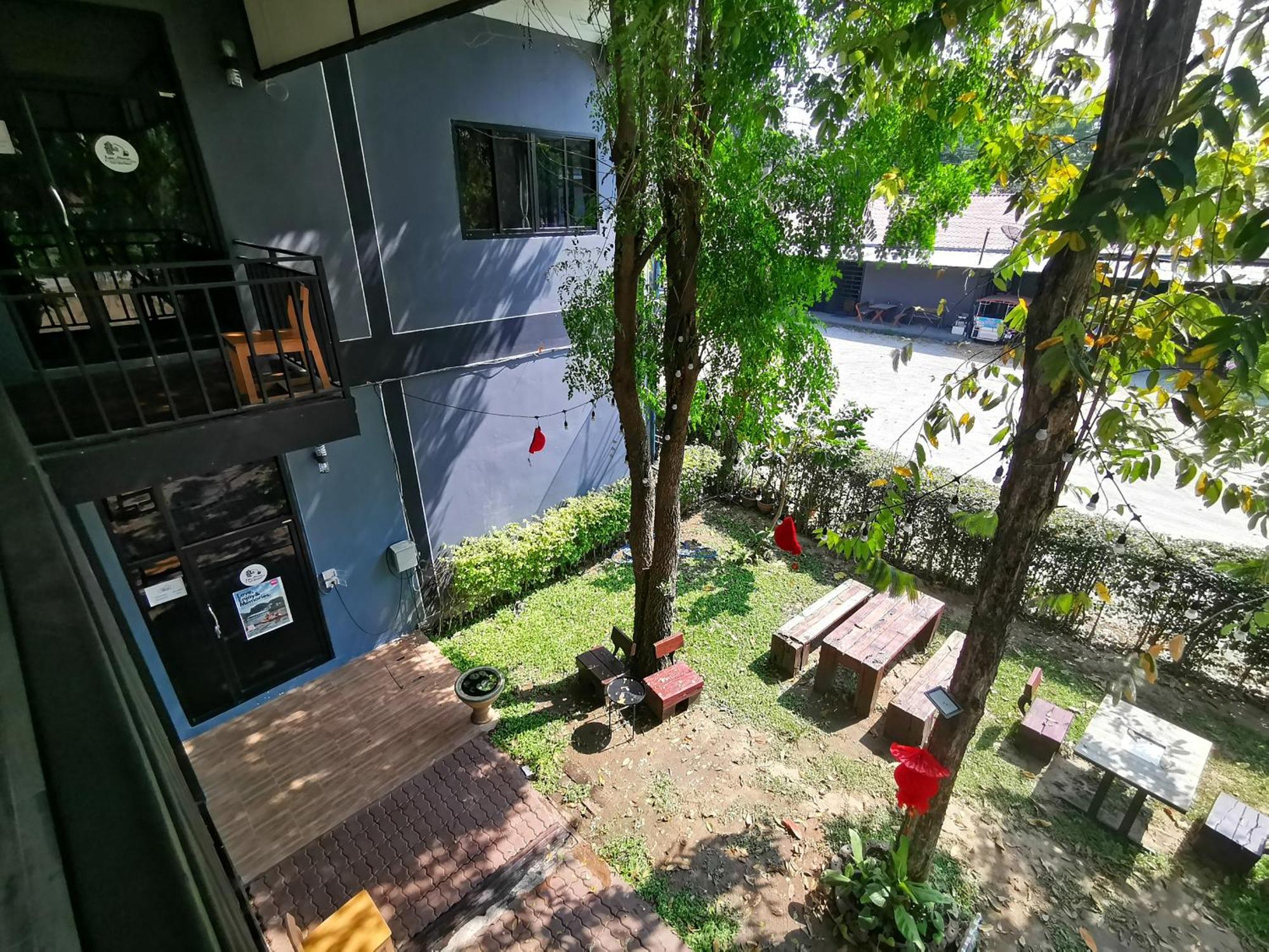 Kan Home Hotel Kanchanaburi City Exteriör bild